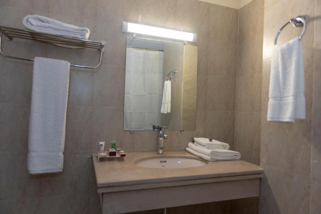 Hotel One Naran Eksteriør billede